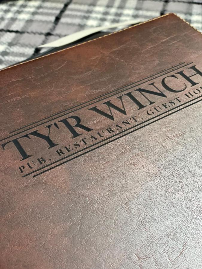 Hotel Tyr Winch Cardiff Exterior foto