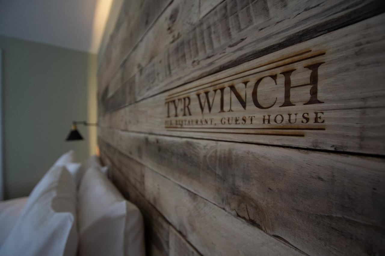 Hotel Tyr Winch Cardiff Exterior foto