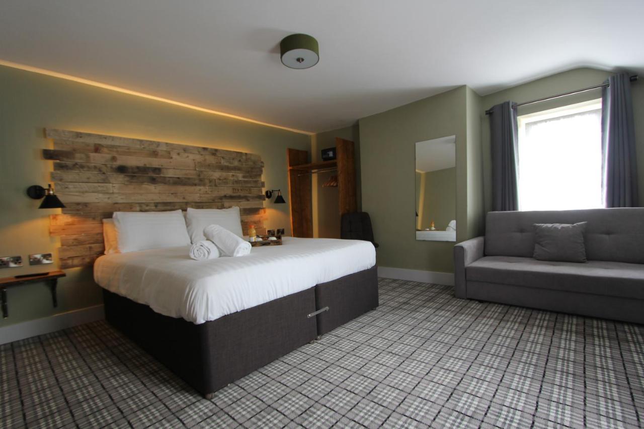 Hotel Tyr Winch Cardiff Exterior foto