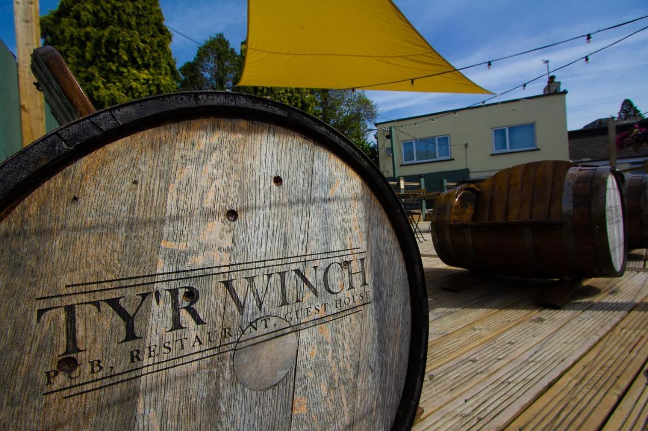 Hotel Tyr Winch Cardiff Exterior foto