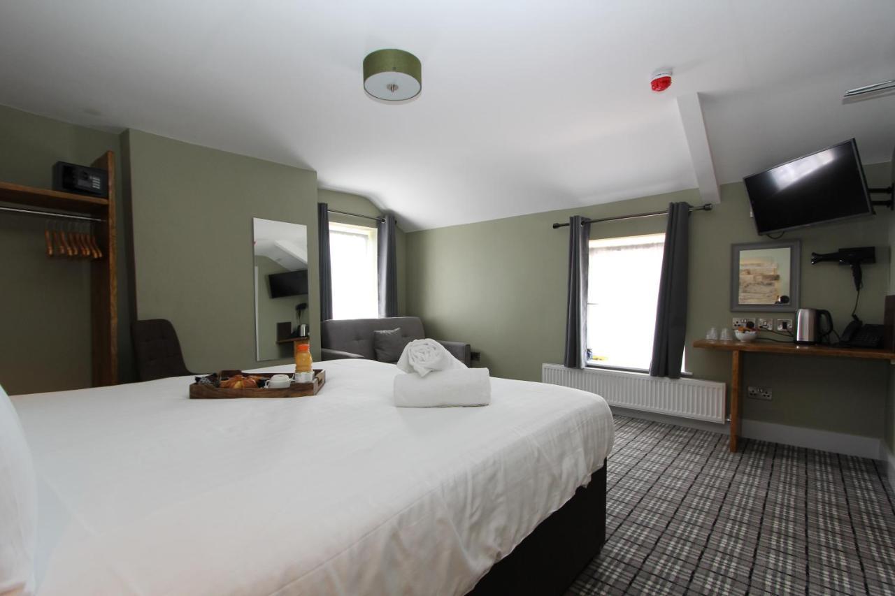 Hotel Tyr Winch Cardiff Exterior foto